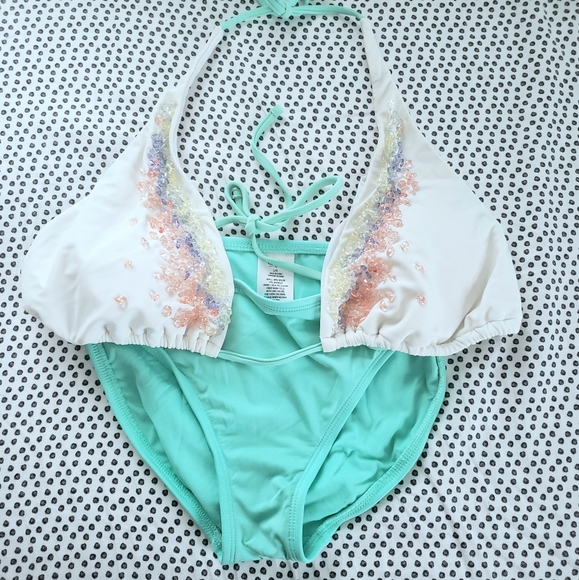 Cute Pastel and Seafoam Bikini - Picture 3 of 5
